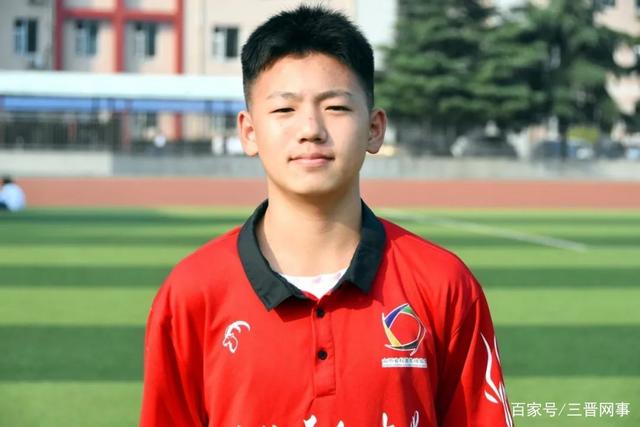 乌克兰总统泽连斯基遭前助手公开抨击，内部矛盾浮现